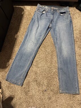 Levi's Medium Wash Straight Jeans